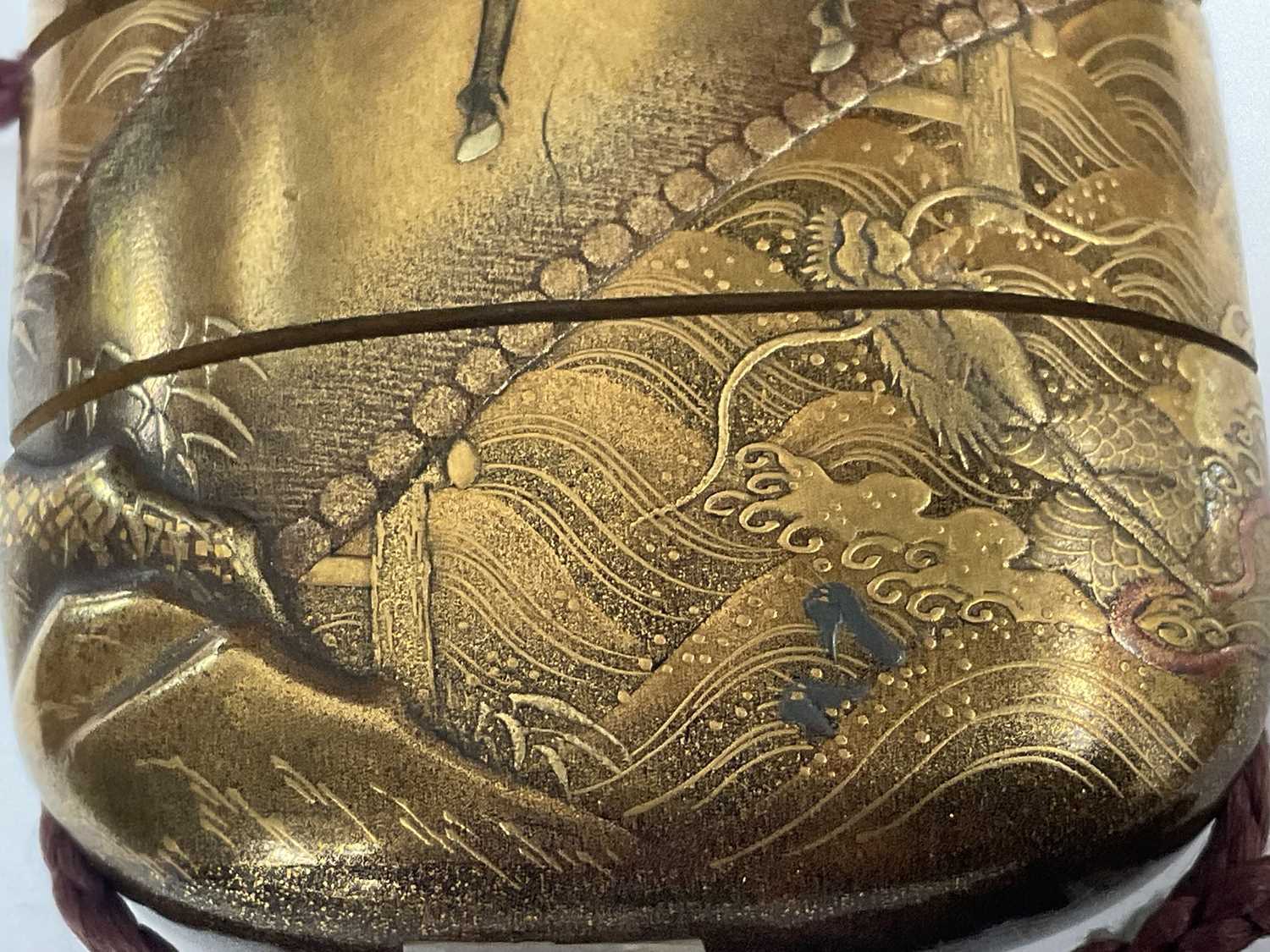 Fine gold lacquer and Shibayama-inlaid three-case inro by Shokasai Tokujo - Image 18 of 29