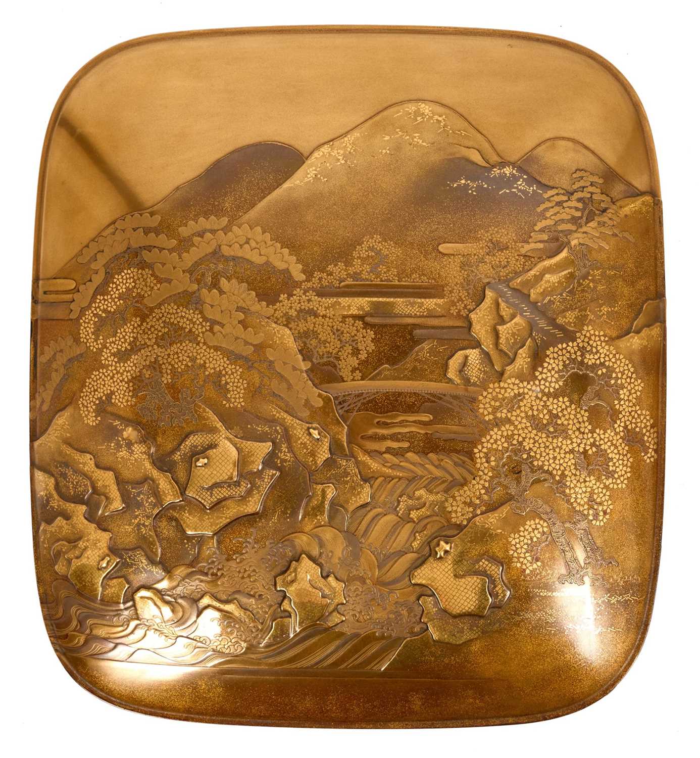 Superb matching set of a gold lacquer ryoshibako and suzuribako, Meiji Period - Image 10 of 18