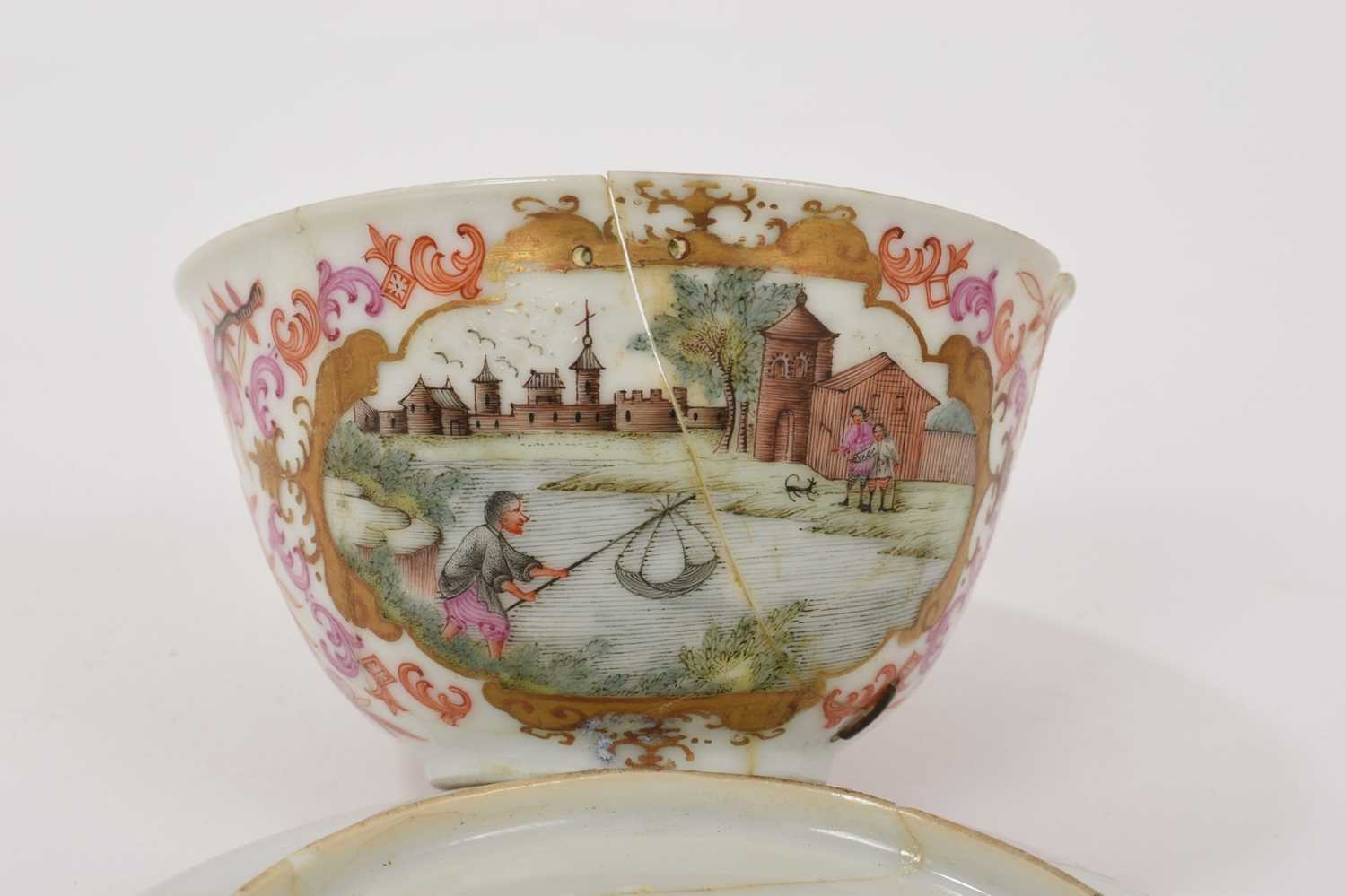 Chinese Meissen-style tea bowl and saucer - Image 6 of 6