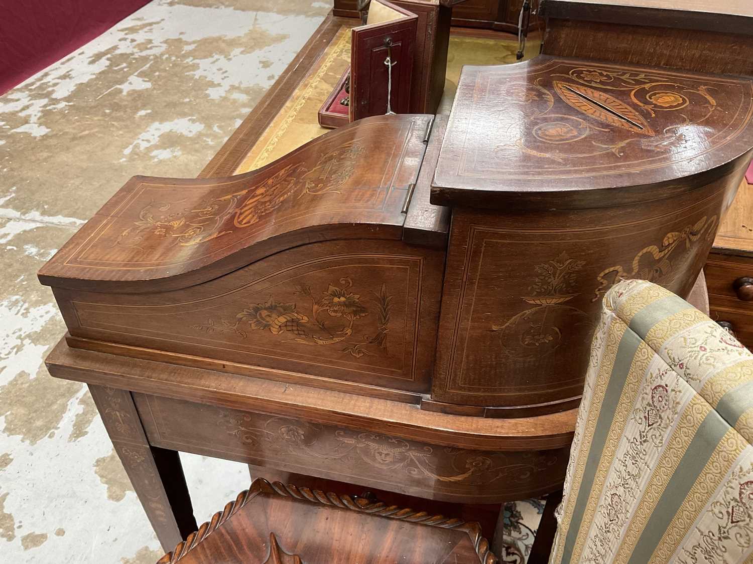 Edwardian mahogany and marquetry Carlton House desk - Image 15 of 27