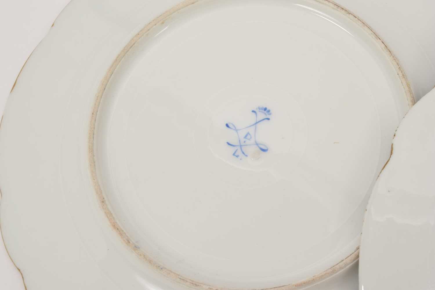 Four Sèvres painted cabinet plates - Image 7 of 9