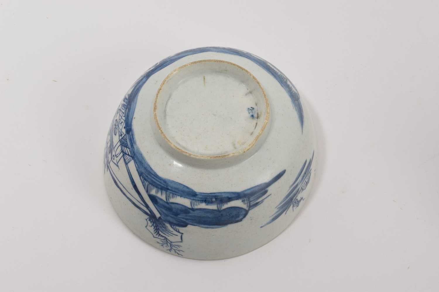 Bow blue and white porcelain bowl - Image 5 of 9