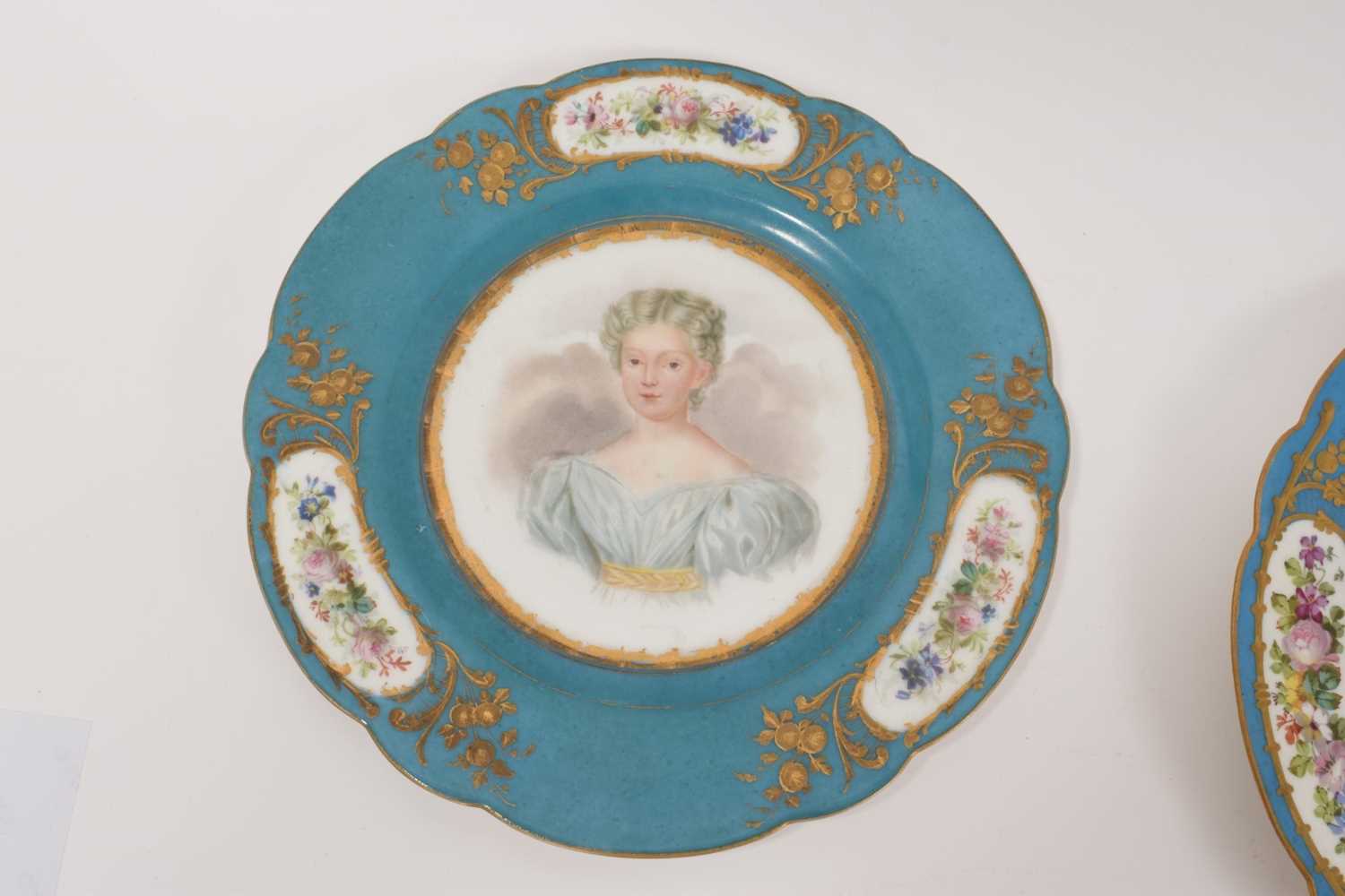 Four Sèvres painted cabinet plates - Image 5 of 9