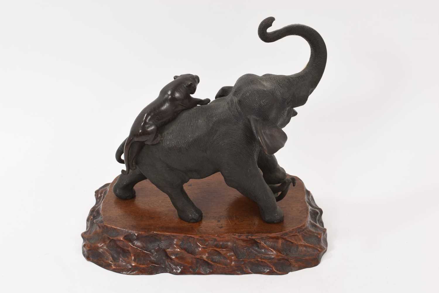 Late 19th century/early 20th century Japanese bronze sculpture of an elephant - Image 5 of 5