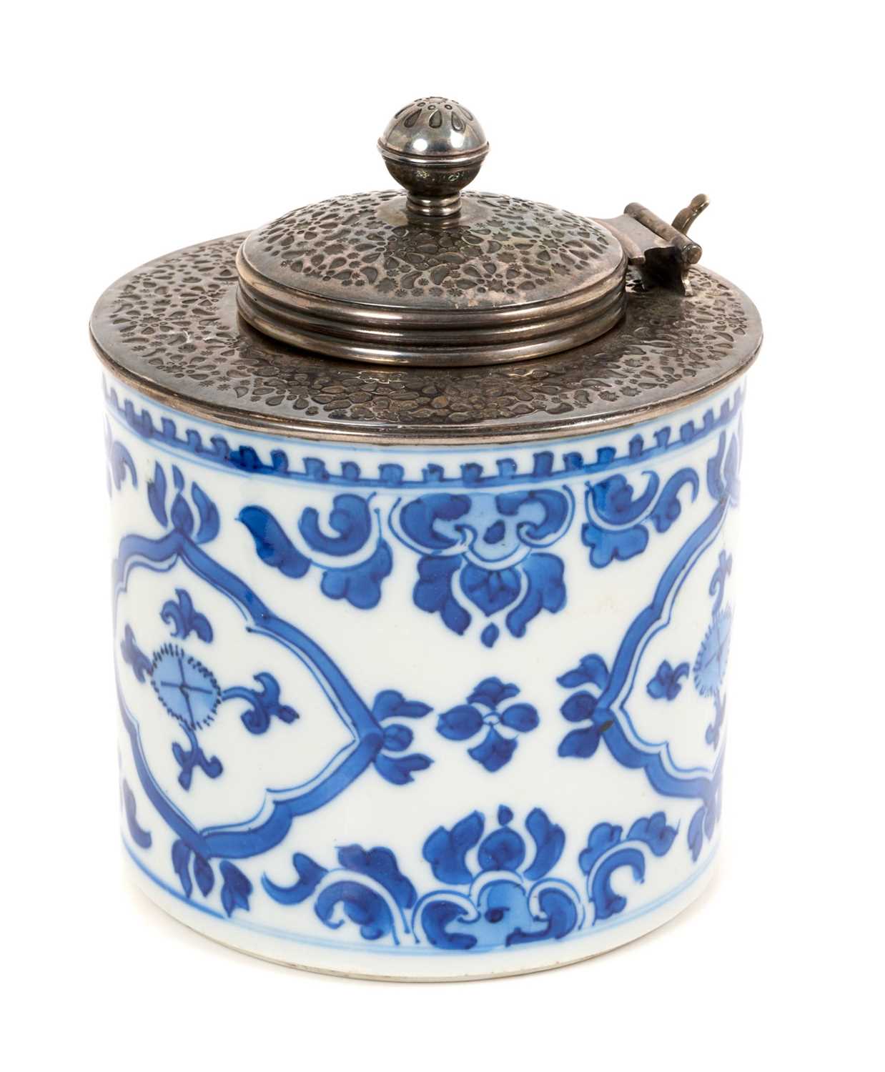 17th century Chinese blue and white porcelain pot converted to an inkwell - Image 2 of 6