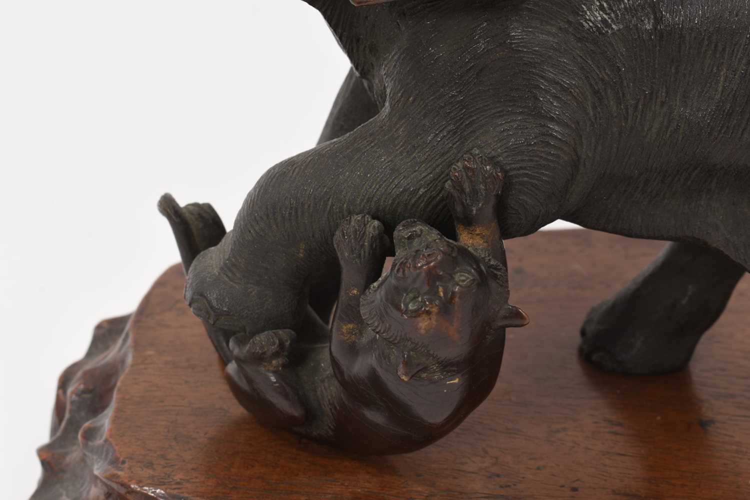 Late 19th century/early 20th century Japanese bronze sculpture of an elephant - Image 3 of 5