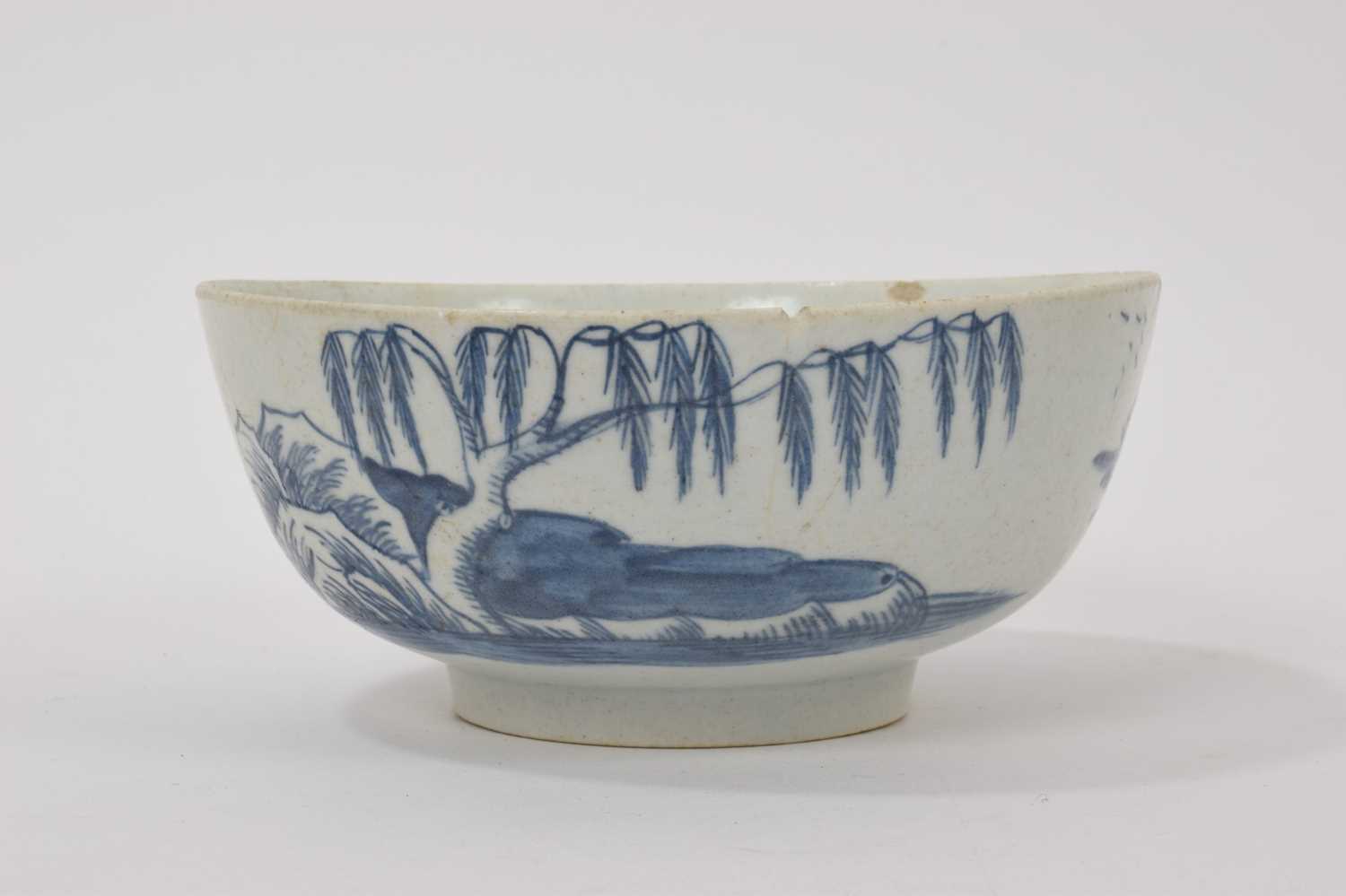 Bow blue and white porcelain bowl - Image 2 of 9