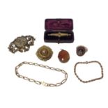 Group of antique jewellery to include three Victorian brooches, cabochon garnet and purple hardstone