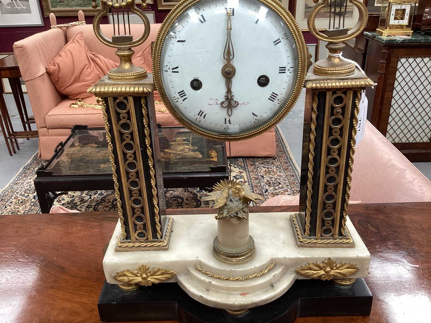 Early 19th century French Louis XVI-style marble and ormolu mantel clock - Image 7 of 8