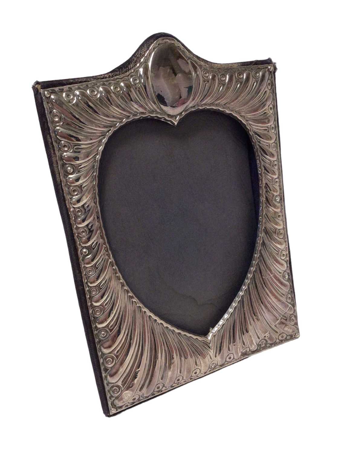 Contemporary silver photograph frame, with embossed decoration and a pair of candlesticks - Image 2 of 5