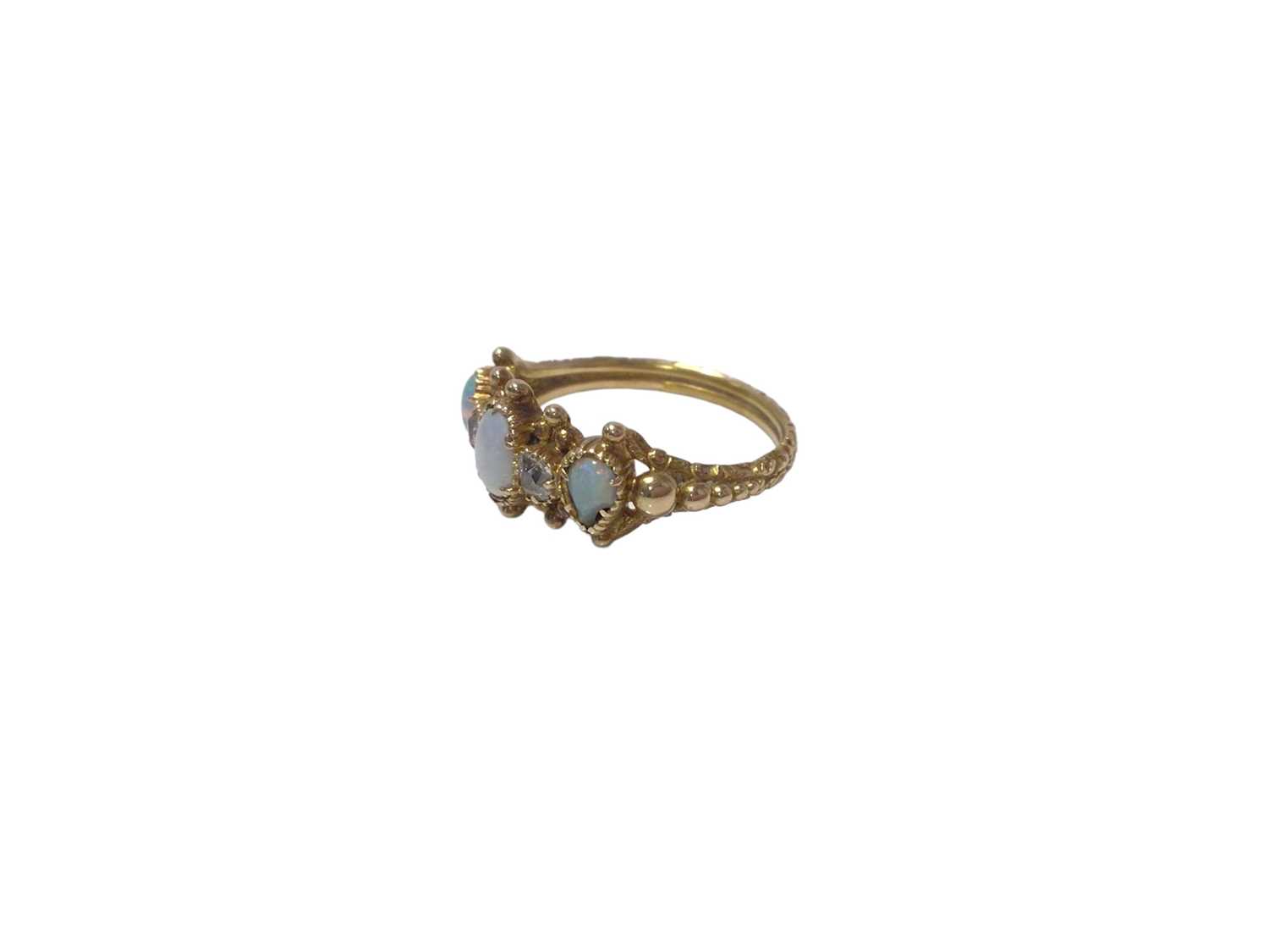 Victorian gold opal and diamond ring - Image 2 of 4