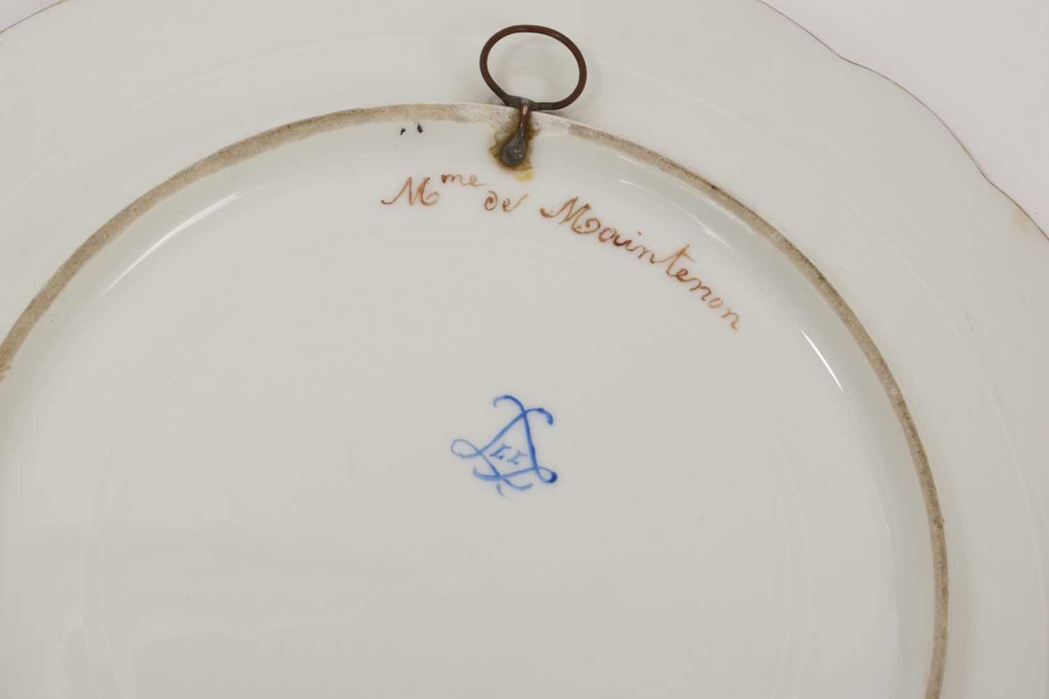 Four Sèvres painted cabinet plates - Image 6 of 9