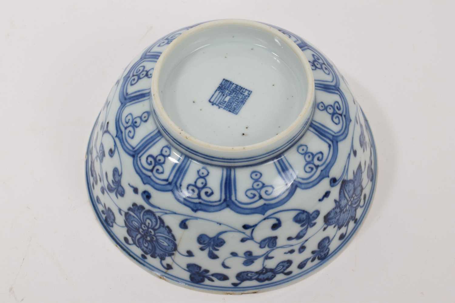 Three antique Chinese porcelain blue and white bowls - Image 8 of 14