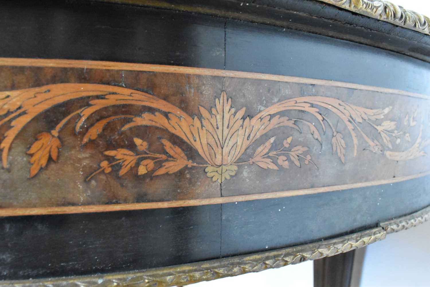 Good 19th century marquetry and ormolu mounted table - Image 10 of 17
