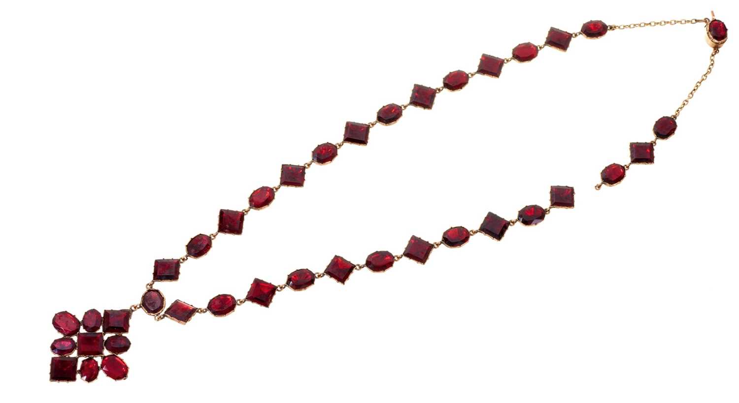 Georgian garnet pendant necklace