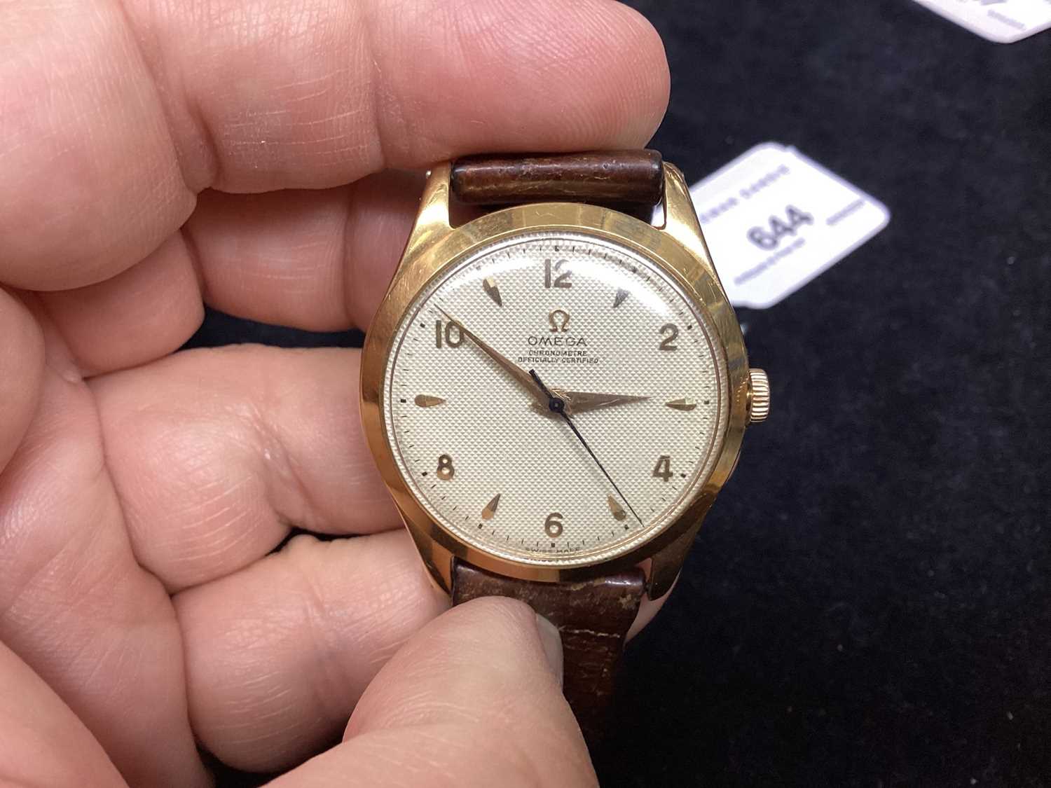 1950s Gentlemen's Omega 18ct gold wristwatch with manual-wind 283 calibre 17 jewel movement numbered - Image 8 of 10