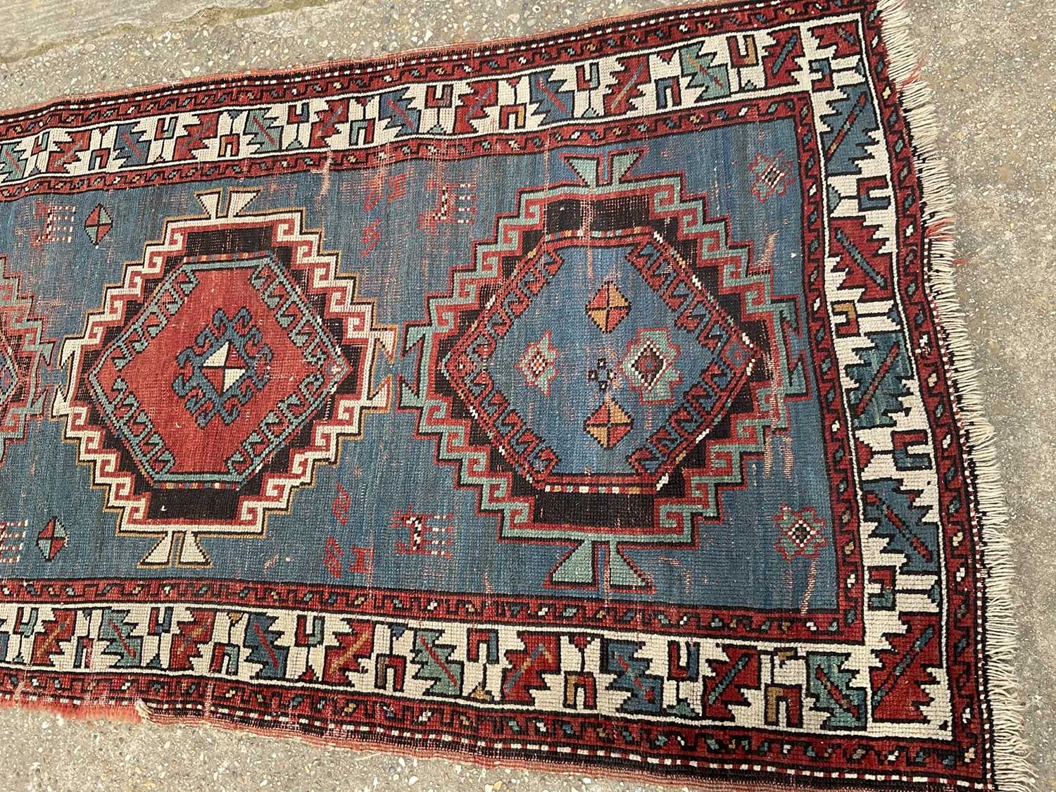 Small Caucasian rug, having three serated medallions on powered blue ground, 198 x 91cm - Image 3 of 7