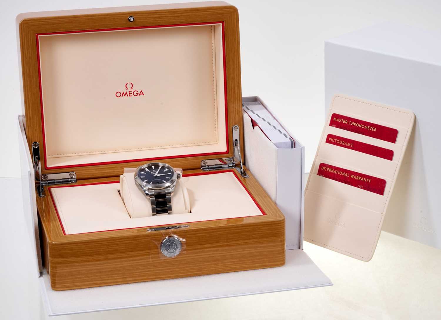 Fine Gentlemen’s modern Omega Seamaster Co-Axial Master Chronometer wristwatch with box and papers - Image 6 of 6