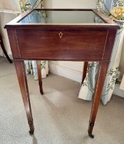 Edwardian inlaid mahogany bijouterie table