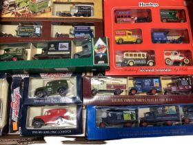 Selection of diecast Lledo & Days Gone vintage vehicles, mostly boxed (qty)