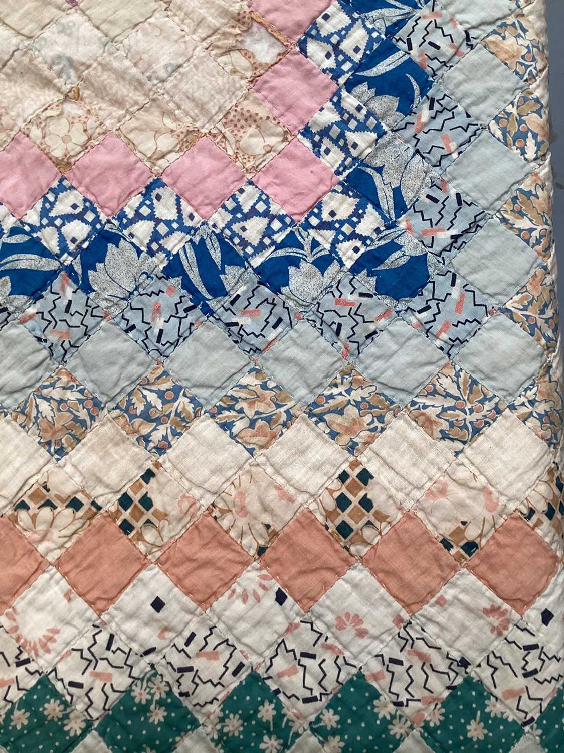 Cotton patchwork quilt 200 x 190 cms approximately c.1930's. - Image 6 of 12