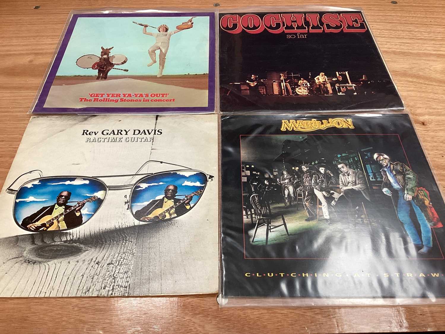 Box of LPs, including Beatles, David Bowie, Pink Floyd, Pixies, etc - Image 7 of 30
