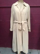 Vintage Aquascutum women's cream trench coat size 10 Regular.