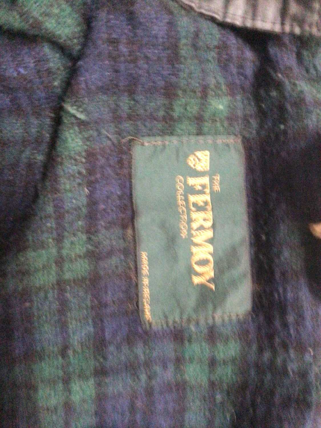 Women's navy wax jacket with tartan lining from the Formoy Collection made in Ireland size SX plus t - Image 2 of 3