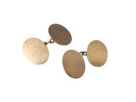 Pair gold 9ct cufflinks with plain oval panels (Chester 1955)