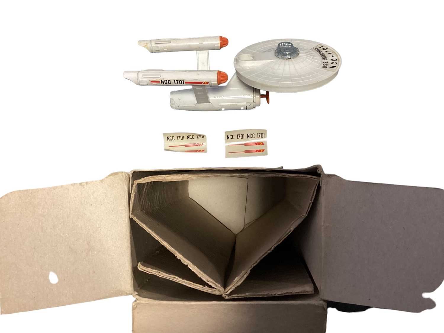 Dinky Star Trek U.S.S. Enterprise, boxed 358 (poor box), UFO Interceptor & Shado 2, Johnston Road Sw - Image 5 of 5