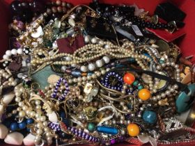 Quantity of vintage and contemporary costume jewellery, compacts and bijouterie