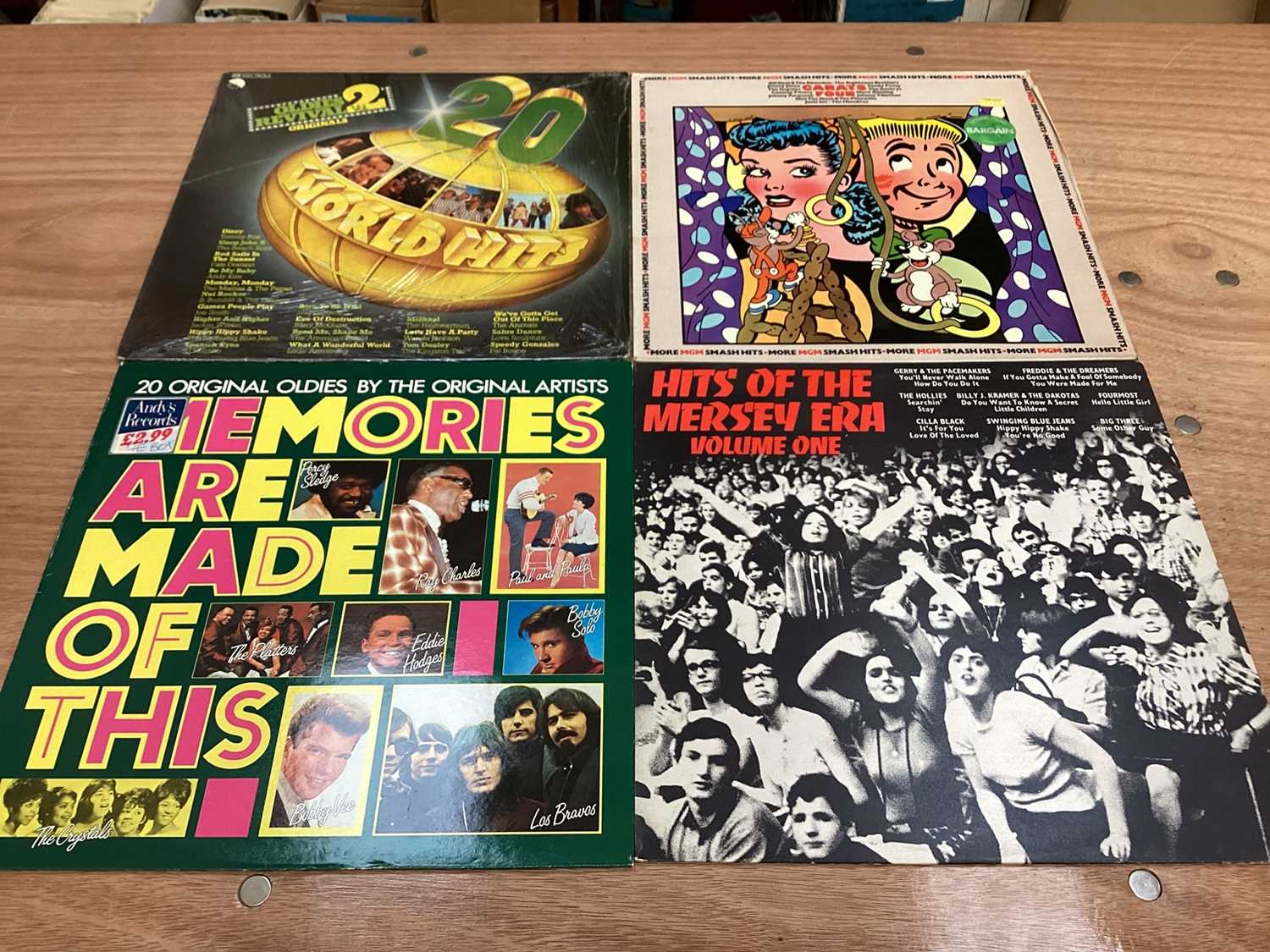 Box of LP records including Smokie, Slade, Shadows, Fergal Sharky and compilations - Image 20 of 38