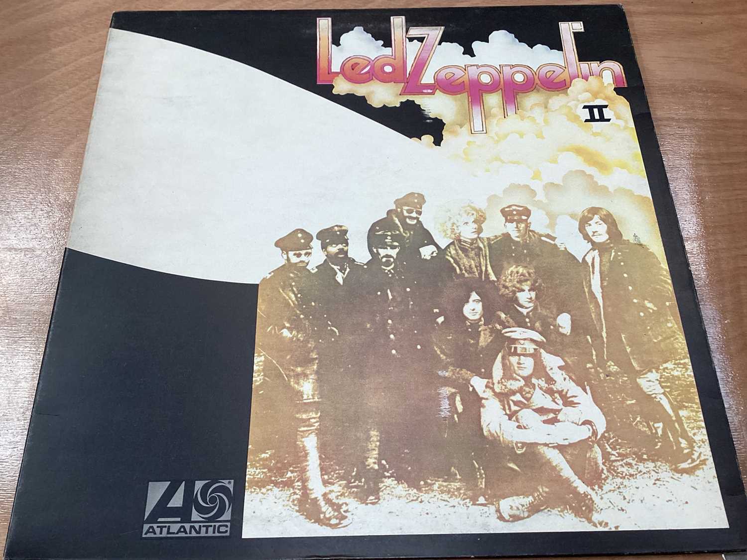 Five LP records by Led Zeppelin - Image 4 of 20