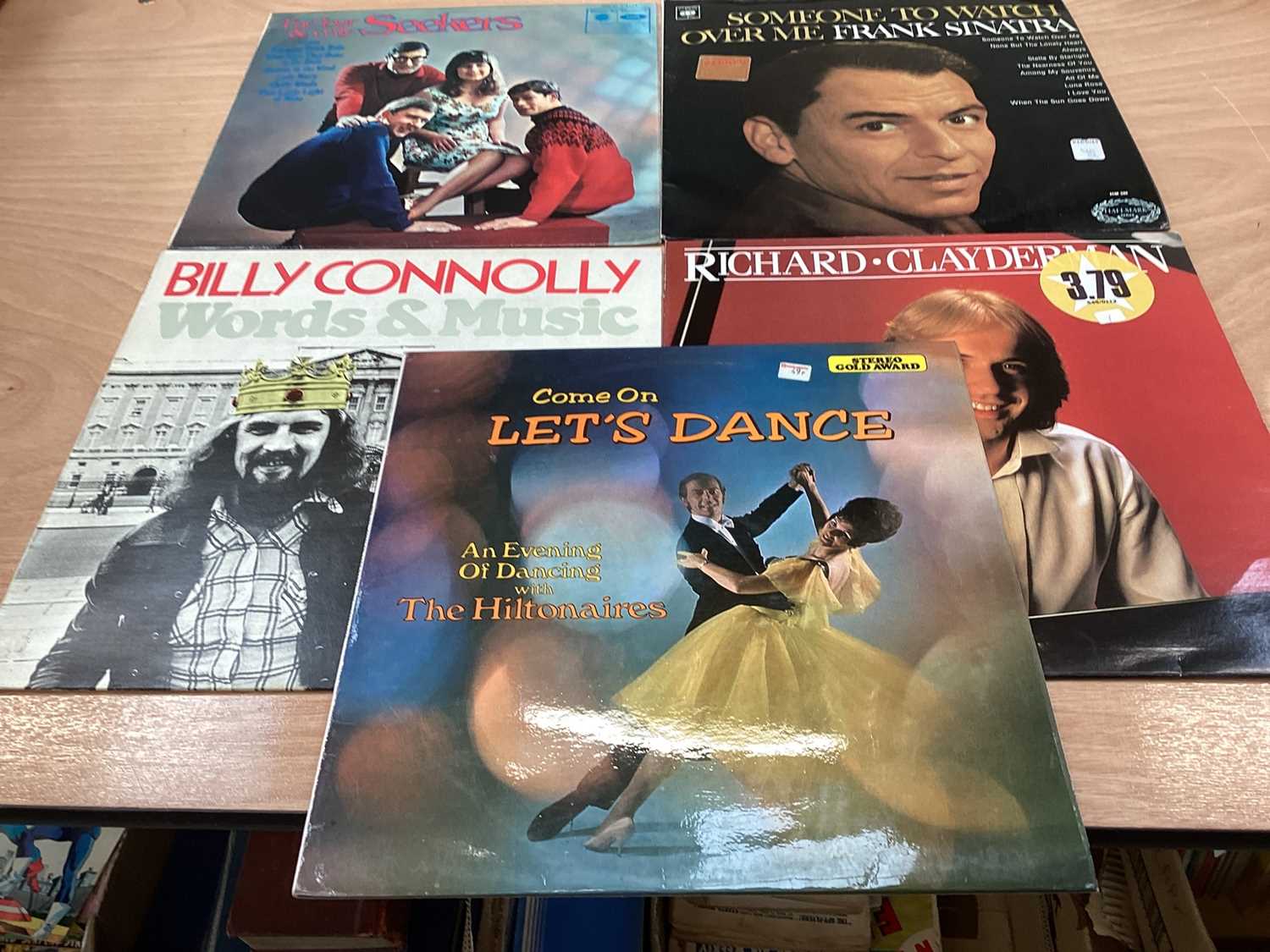 Box of records including ABBA, The Shadows, etc - Image 13 of 14