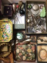 Group of vintage costume jewellery and bijouterie including paste set clips and brooches, hat pins,