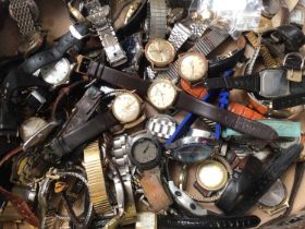Quantity of vintage and contemporary wristwatches