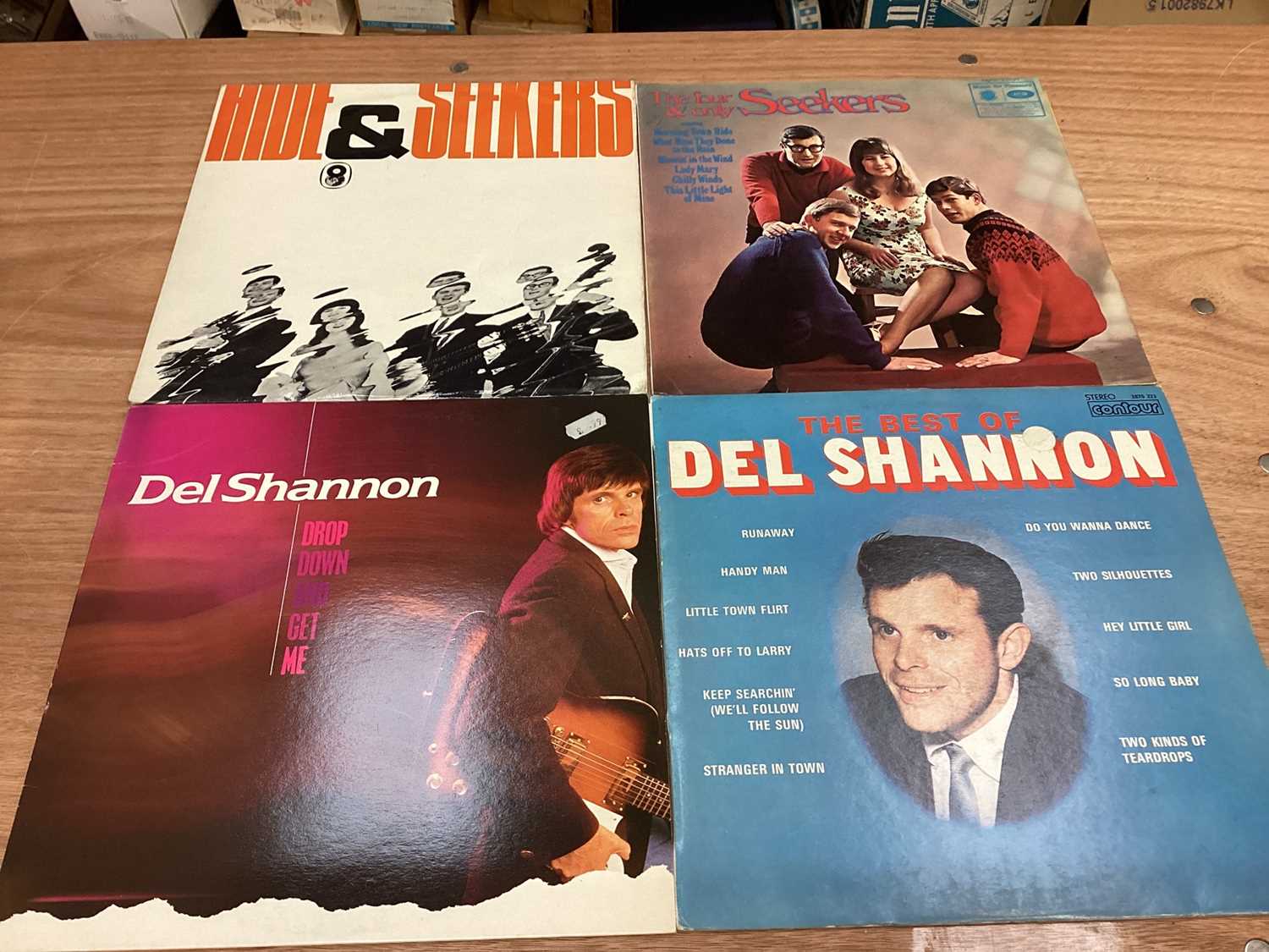 Box of LP records including Smokie, Slade, Shadows, Fergal Sharky and compilations - Image 29 of 38