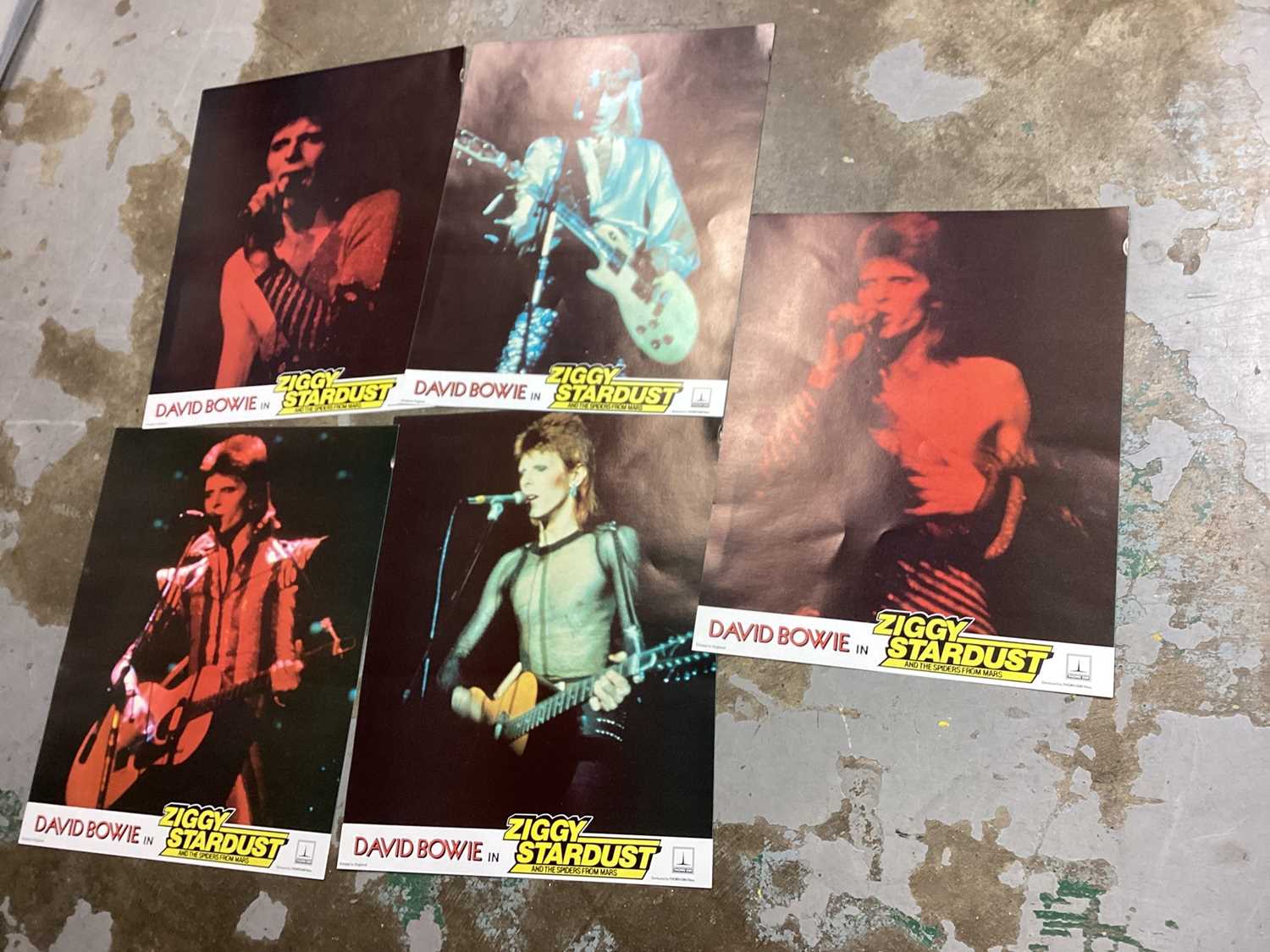 David Bowie in Ziggy Stardust and the Spiders from Mars, three framed lobby cards - Bild 4 aus 5