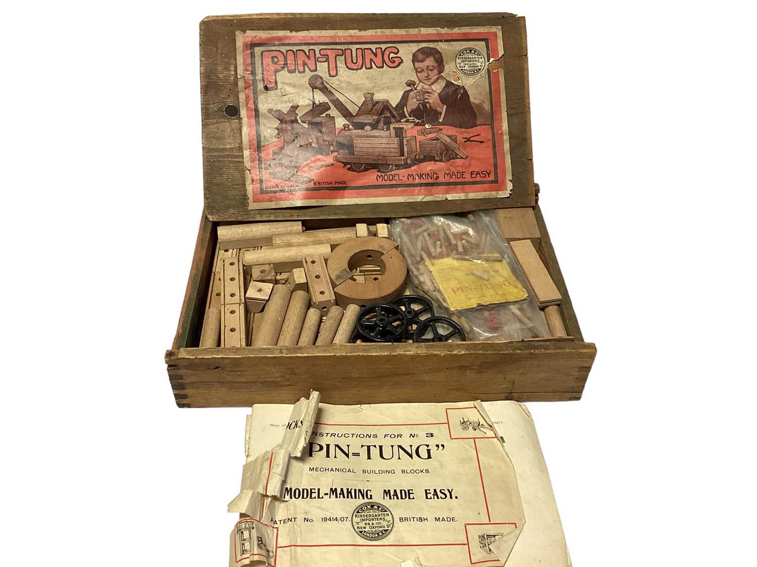 Lott's solid stone building bricks & Pin-Tung wooden building kit, boxed (2) - Image 3 of 3