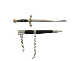 Fine Nazi Luftwaffe First Pattern Officers dagger with engraved family coat of Arms and SW monogram