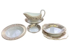 Part service of Wedgwood gold florentine tablewares