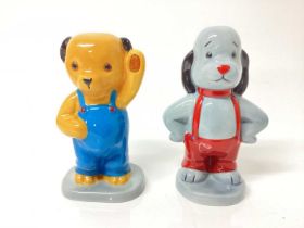 Collection of Wade Whimsies and other Wade figures to include Sooty and Sweep, three 1950s boxed fir