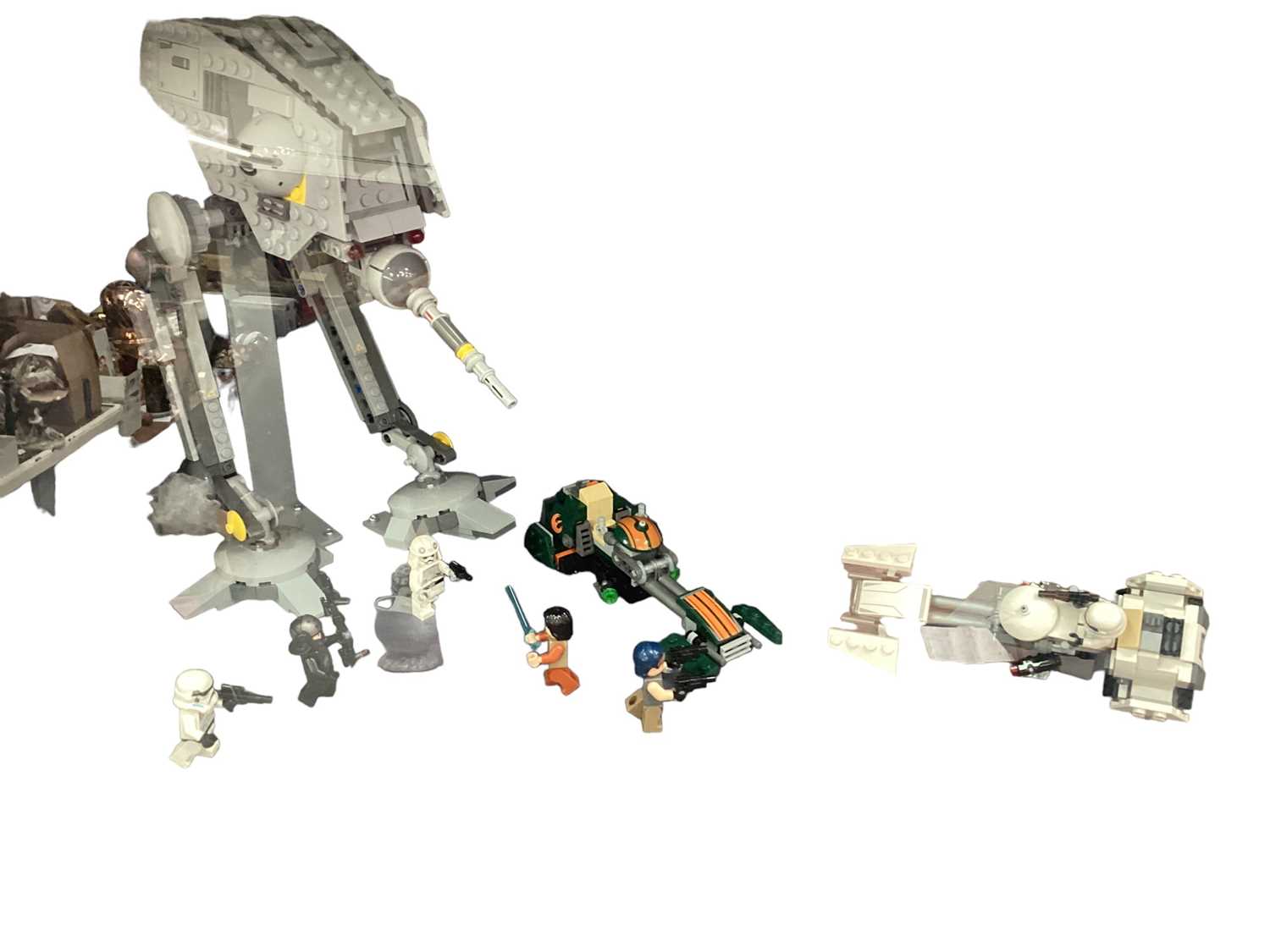 Lego Star Wars Shop Diorama with Ezras Speeder Bike No.75090 & AT-DP No.75083 (1) - Image 2 of 3