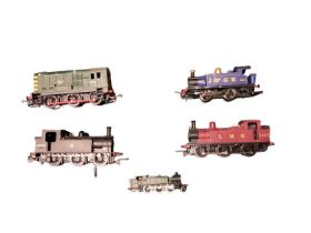 Hornby OO Gauge loose tank engines & diesel, plus Skaledale GWR Station, model trains & diecat WW11
