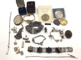Group of jewellery, gold, silver jewellery, various coins and bijouterie