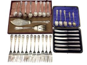 Continental silver (800) cutlery, set of six silver handled butter knives in fitted case and some pl