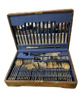 Mappin & Webb canteen of silver plated Kings pattern cutlery and flatware in fitted oak case