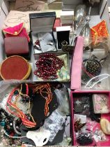 Collection of costume jewellery and various empty jewellery boxes (2 boxes)