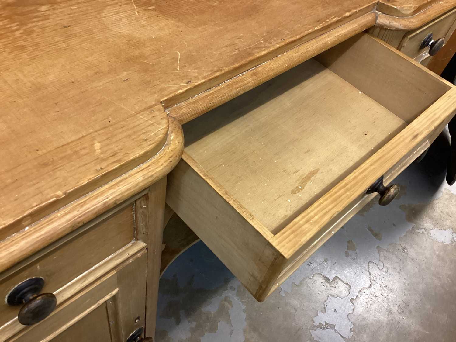 Victorian pine sideboard with raised ledge/shelf back, three drawers and central recess below flanke - Image 2 of 2