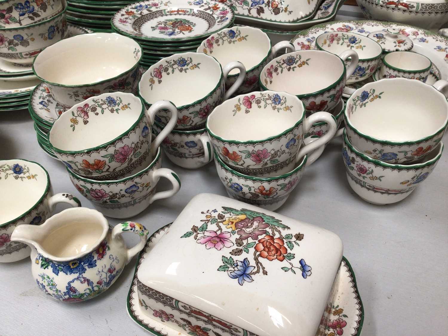 Copeland Spode Chinese Rose tea and dinner ware - Image 4 of 5